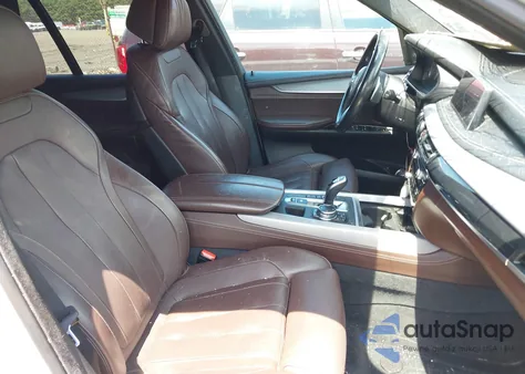 2016 BMW X5 xDrive35I z USA, uszkodzony, nr VIN 5UXKR0C53G0P26210